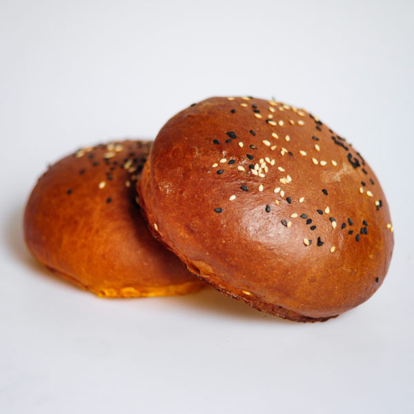 Булочка буренная белая