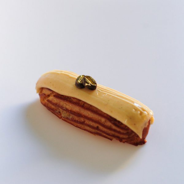 Эклер капучино в Polverol Киев