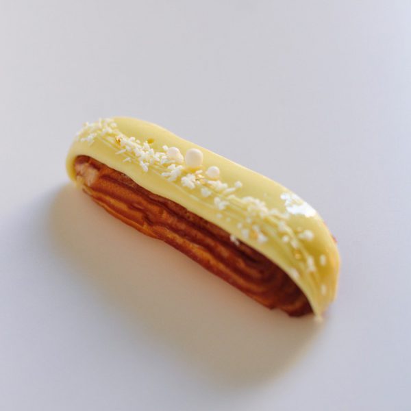 Эклер ванильный в Polverol Киев